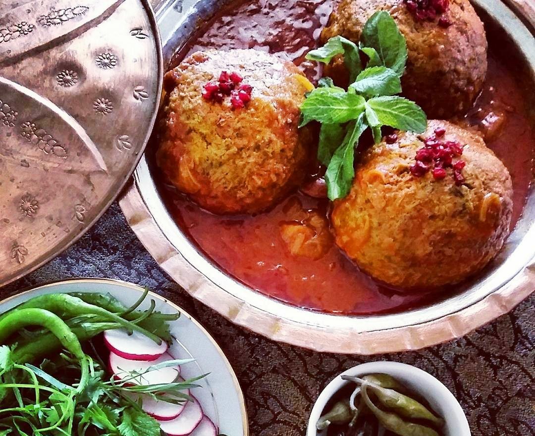 بهترین رستوران‌های تبریز: لذت تجربه غذاهای محلی