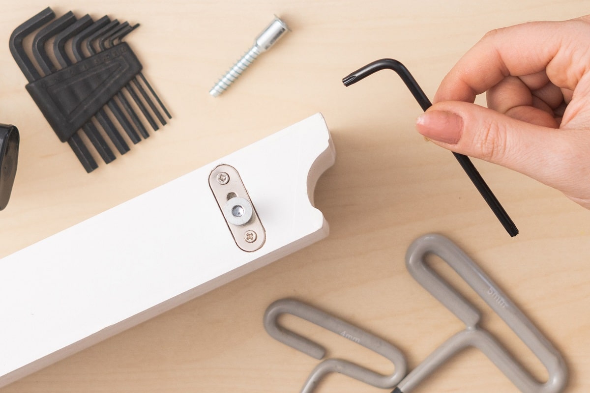 پیچ آلن، قفسه ساچمه ای و پین تثبیت رزوه دار: راه حل های نوین برای صنعت