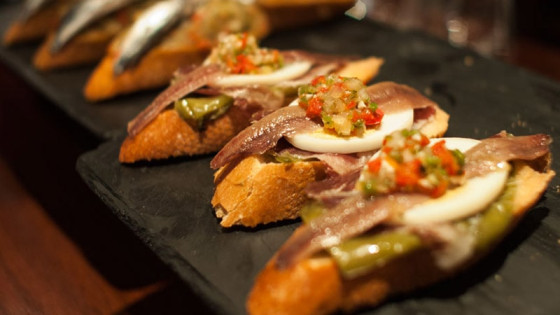 خوشمزهترین غذاهای محلی بارسلونا از تاپاس تا پائیا خوشمزهترین غذاهای محلی بارسلونا از تاپاس تا پائیا