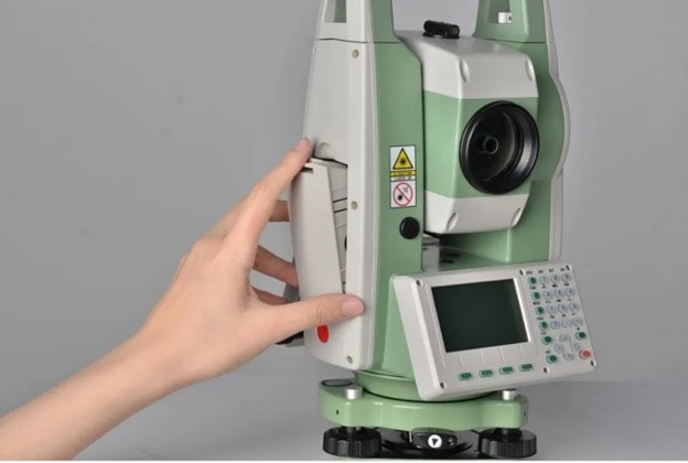  دوربین نقشه برداری سندینگ بخریم یا نخریم؟